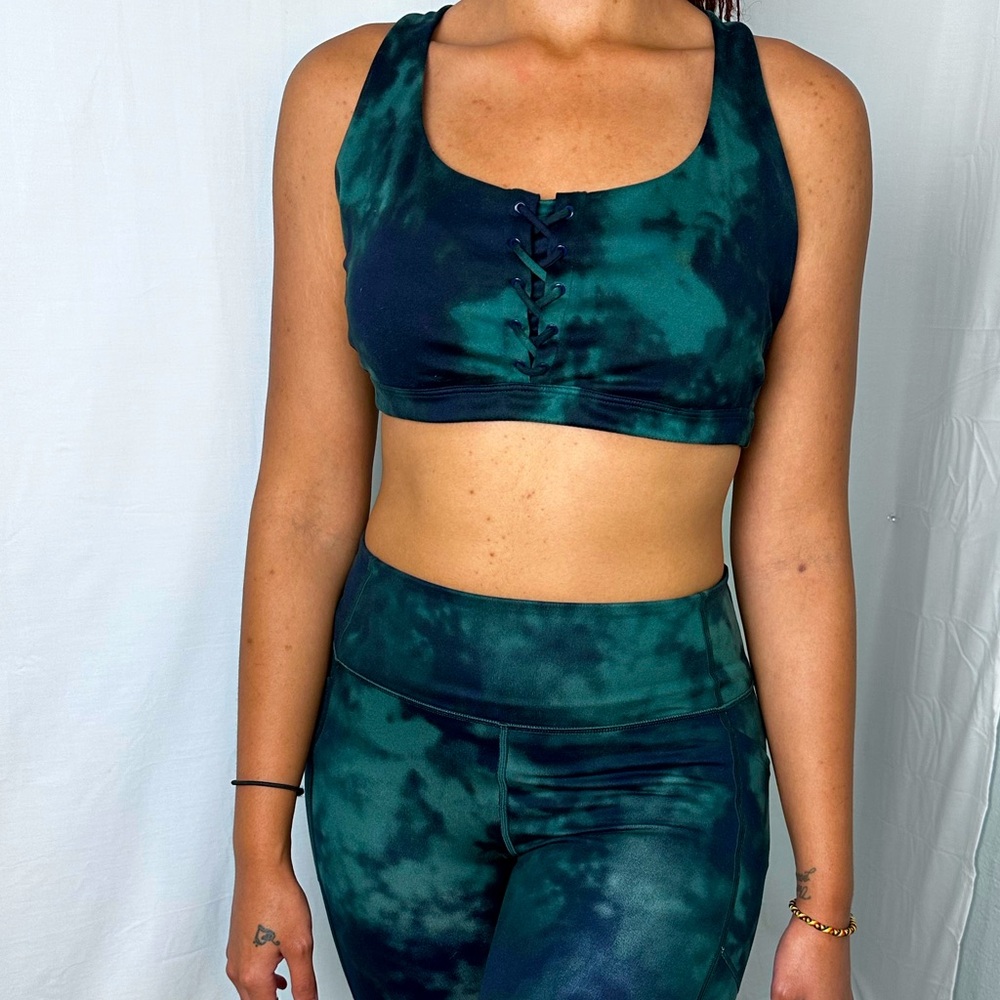 Victoria Secret bra and pant workout set size Medium